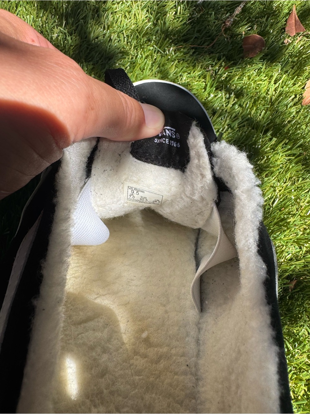 Vans Black Mule and White Low-Top Canvas Sneakers with Shearling Lining - Picture 4 of 4